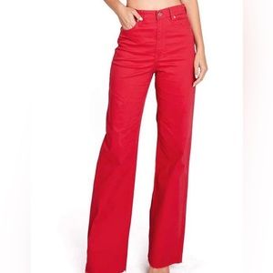 High Waisted (straight leg) from Zara. Worn once. Fits above the belly button.